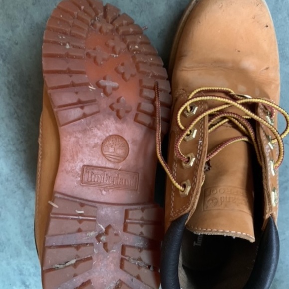 Timberland Boots - Picture 5 of 8